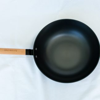 AG2T Cast Iron Wok for gas cooktop 13